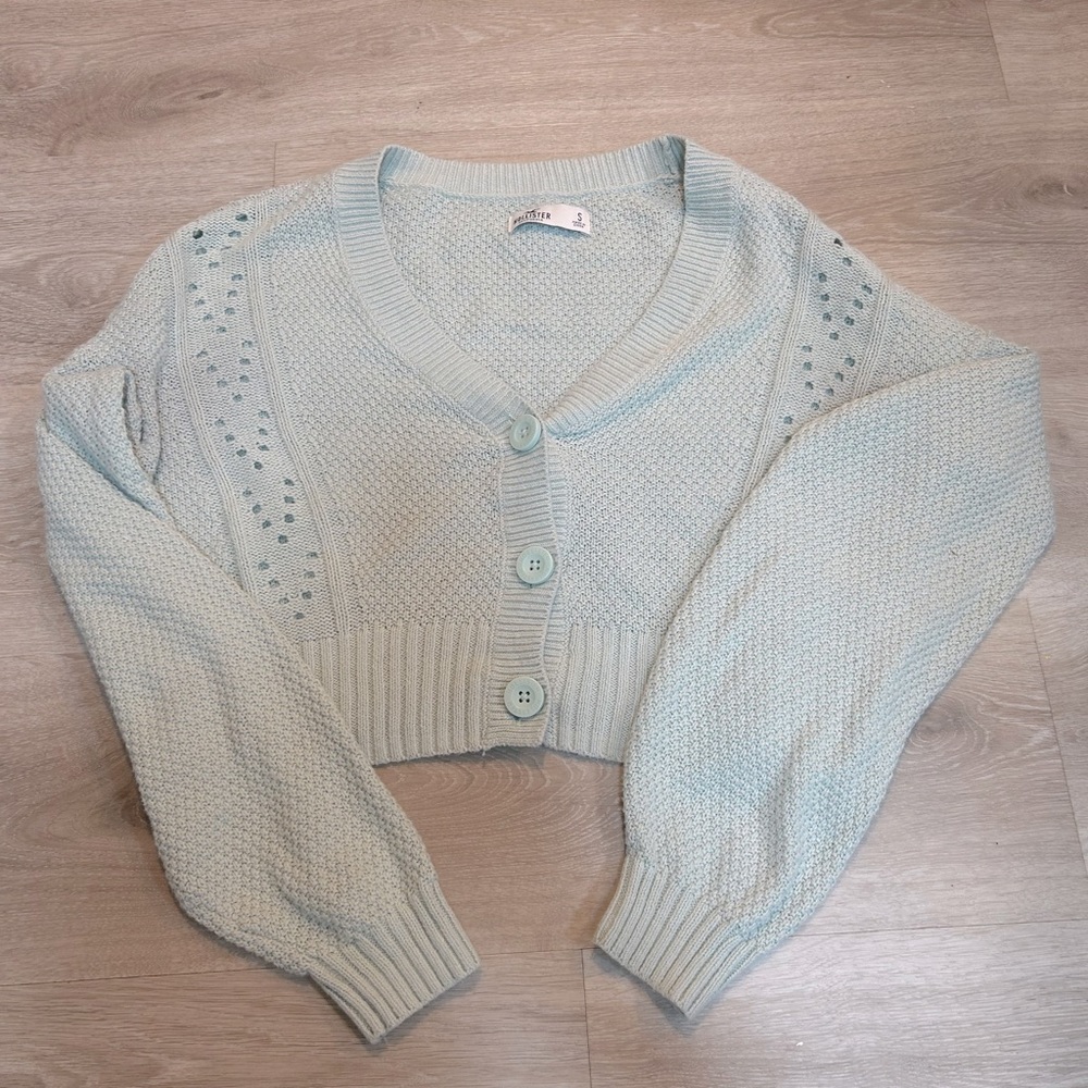 hollister sweater